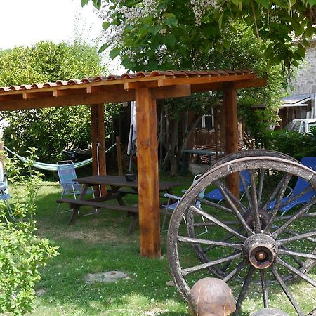 Ajjana Chambres D'Hotes Saint-Saud-Lacoussière Εξωτερικό φωτογραφία