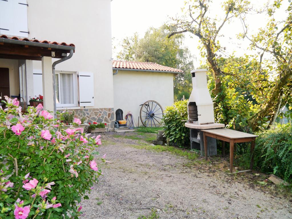 Ajjana Chambres D'Hotes Saint-Saud-Lacoussière Εξωτερικό φωτογραφία